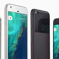 Google Pixel in due colorazioni