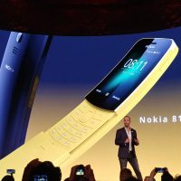 Nokia 810