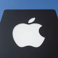 apple-glass