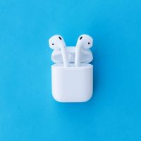 apple_airpods_2