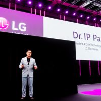 LG