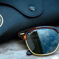Facebook Ray Ban