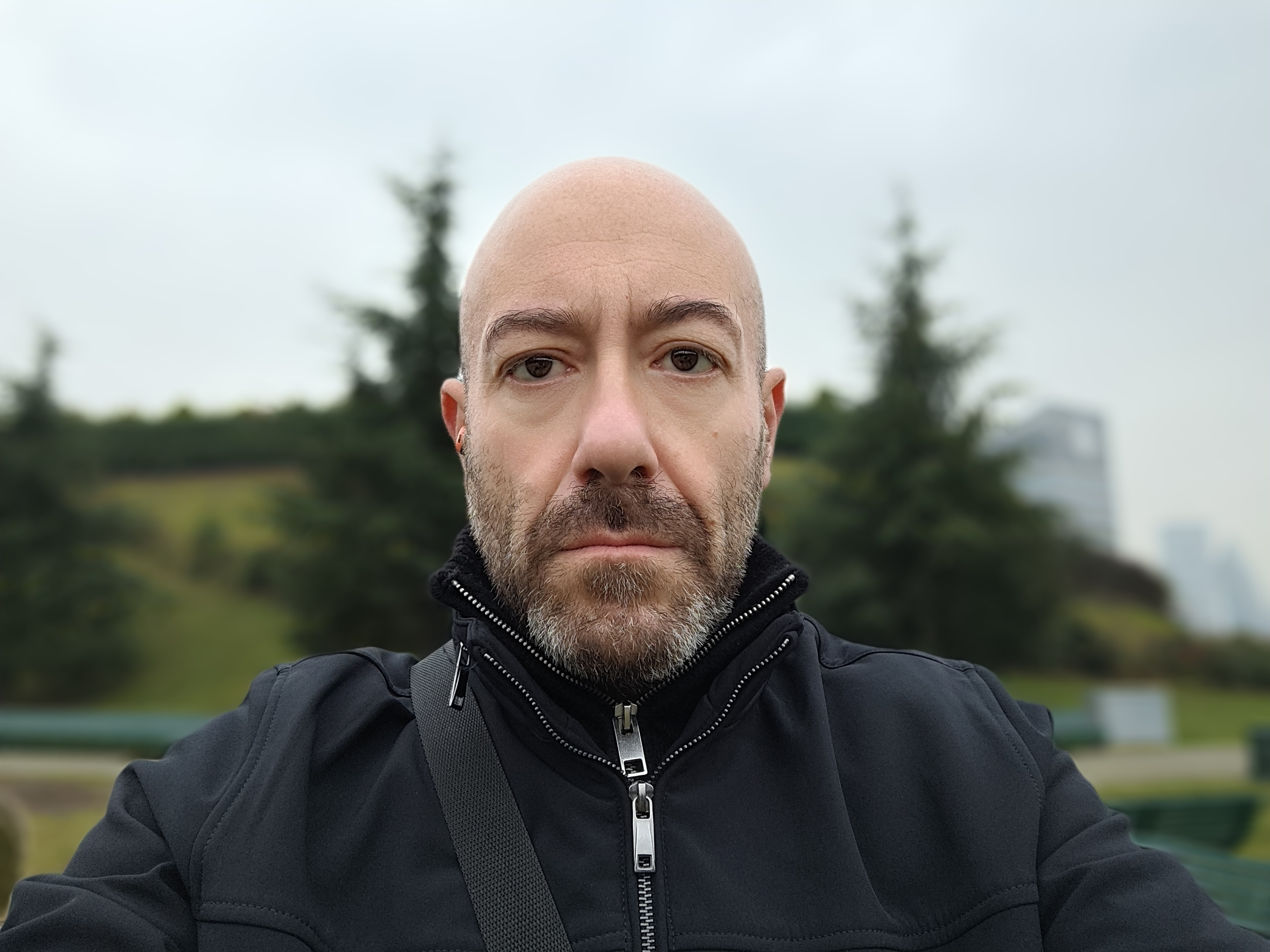 14 SELFIE RITRATTO VIVO X80 PRO