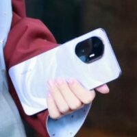 Honor 300